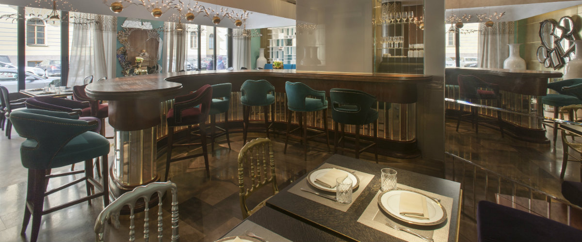 Get inspired by Brabbu restaurant bar stools: for a touch of elegance!